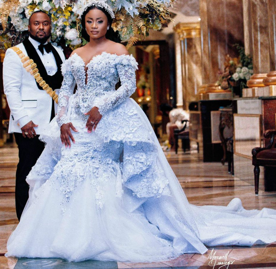 2021 Plus Size Arabic Aso Ebi Luxurious Lace Beaded Wedding Dresses Mermaid Long Sleeves Bridal Dresses Vintage Wedding Gowns ZJ966, Same as image
2021 Plus Size Arabic Aso Ebi Luxurious Lace Beaded Wedding Dresses Mermaid Long Sleeves Bridal Dresses Vintage Wedding Gowns ZJ966, Same as image