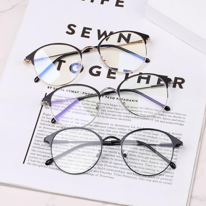 Sunglasses 1PC Classic Metal Frame Glasses Unisex Ultralight Computer Goggles Vision Care Eyeglasses Portable Anti-UV Blue Rays Eyewear
Sunglasses 1PC Classic Metal Frame Glasses Unisex Ultralight Computer Goggles Vision Care Eyeglasses Portable Anti-UV Blue Rays Eyewear