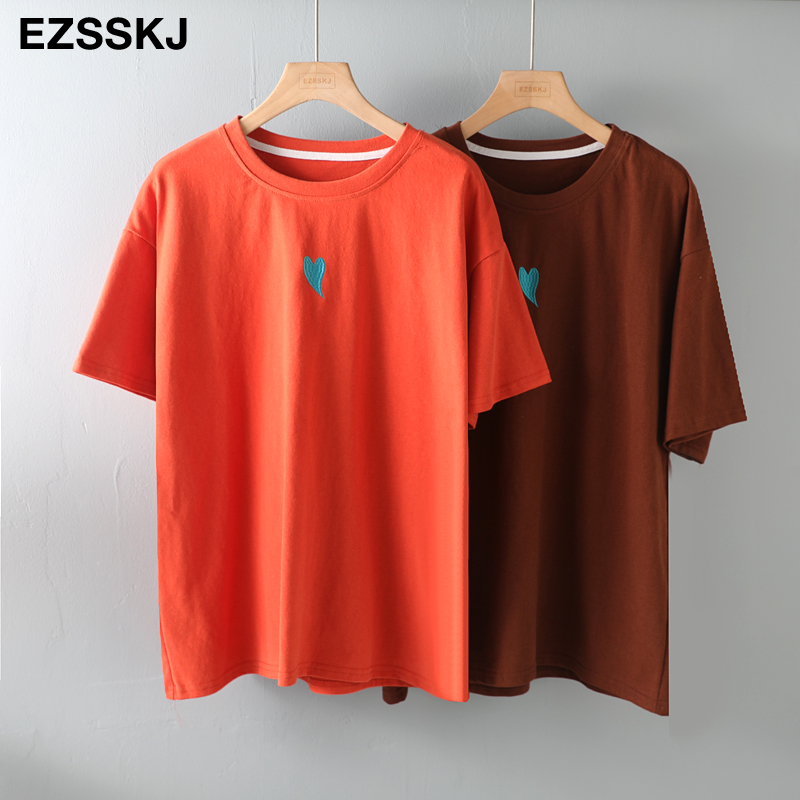 spring summer Women basic heart embroidery T-shirt Casual Loose short sleeve bottom candy color cotton T-shirt Female Tops 210302