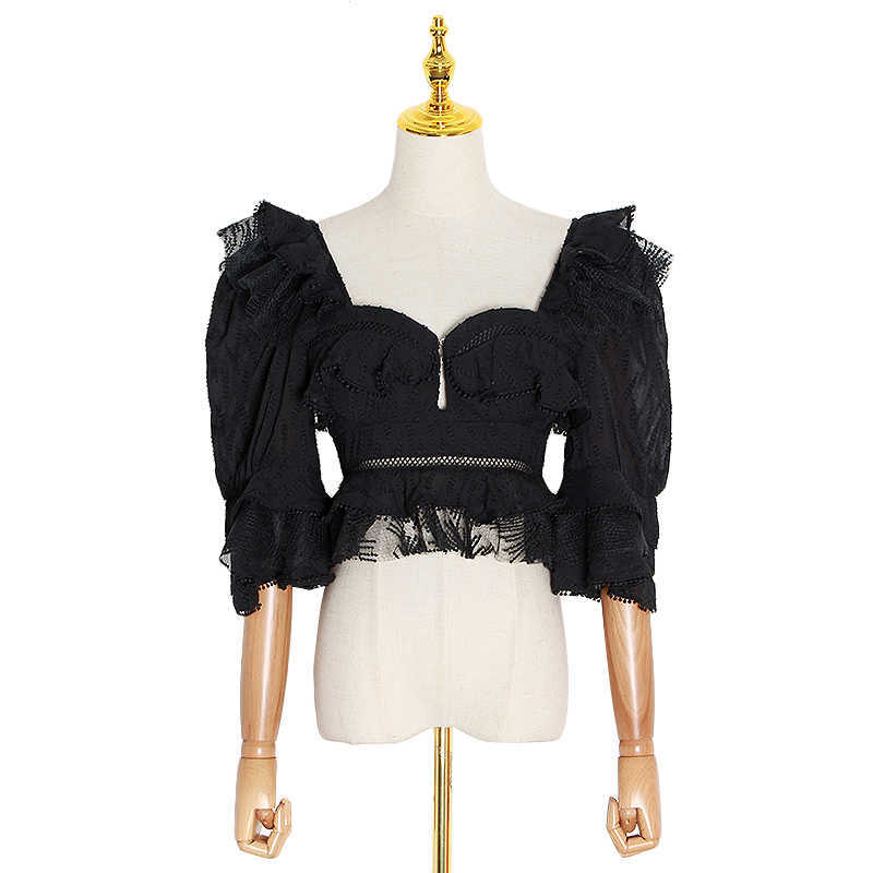 TWOTYLE Vintage Patchwork Lace Shirt Female Square Collar Puff Sleeve Hollow Out Ruffles Short Blouse Women Fashion Clothes 210721