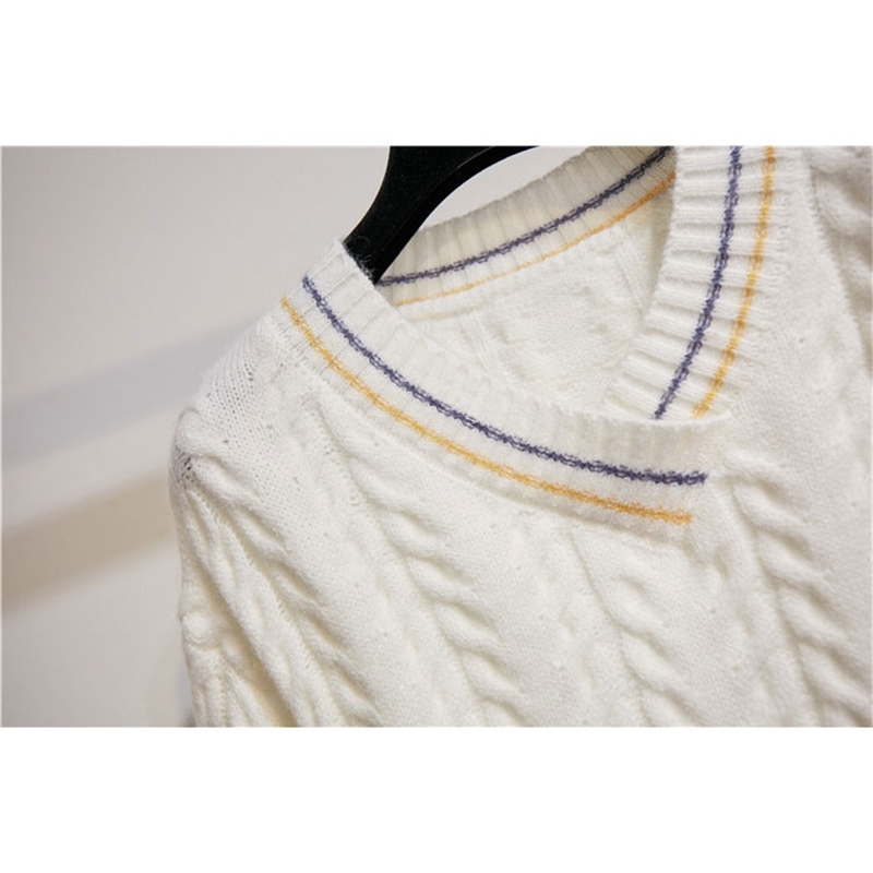 Fall Winter New Vneck Thread jacquard White Sweater and Plaid Woolen Mini Skirts 2 Piece set Women Twinset Girls Students Sets 201102