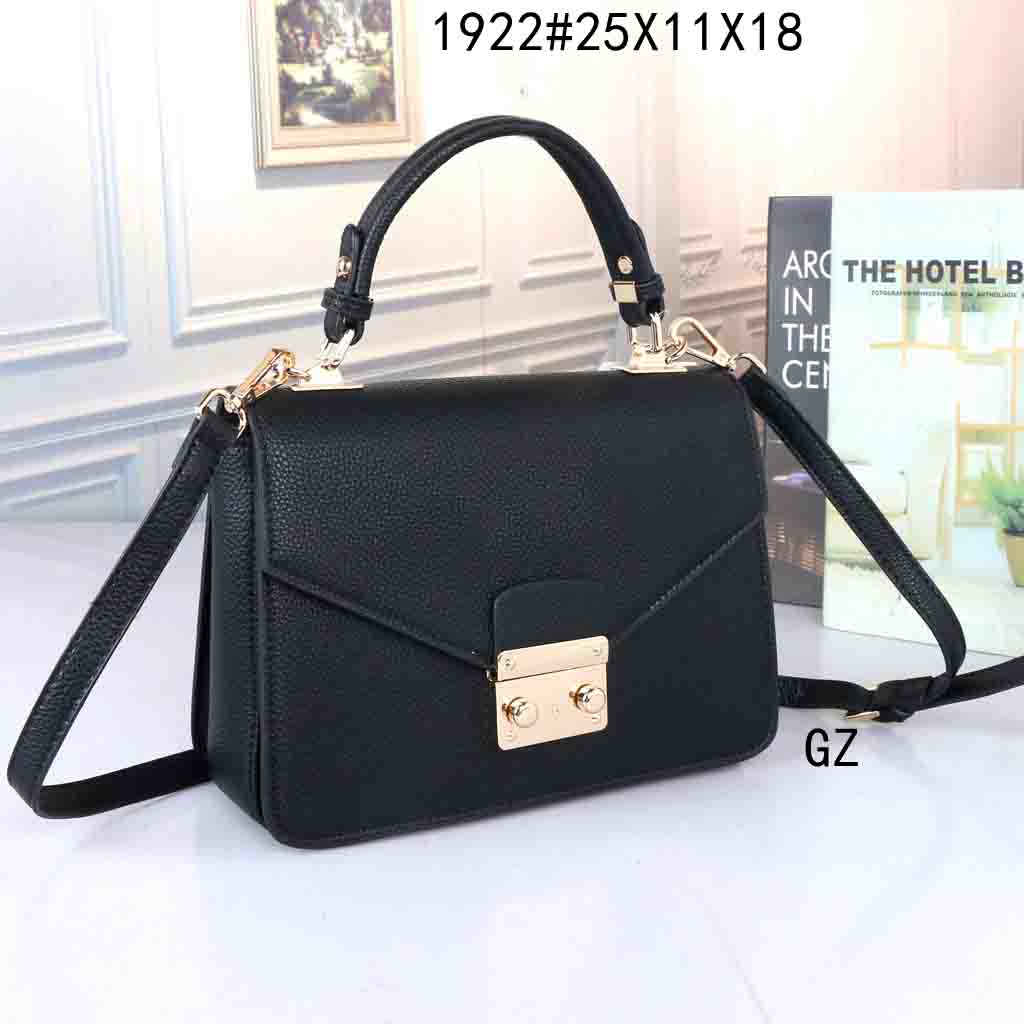 HH Luxury Designer Handbags bag Embroidery old flower Print Women Tote Single Shoulder Bags lady Fashion Brand PR Blue handbag Crossbodybag 25x11x18 cm
HH Luxury Designer Handbags bag Embroidery old flower Print Women Tote Single Shoulder Bags lady Fashion Brand PR Blue handbag Crossbodybag 25x11x18 cm