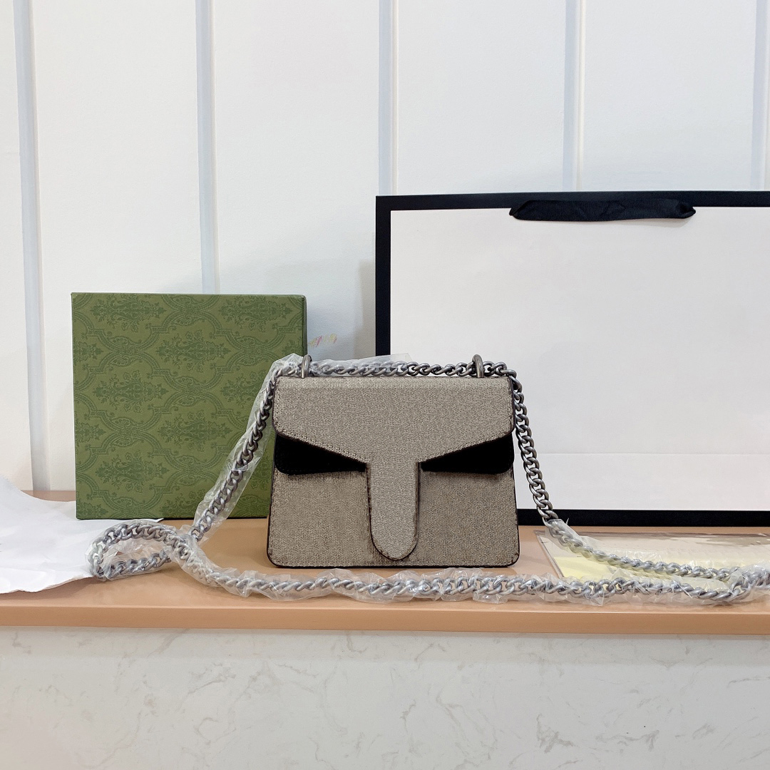 Classic chain messenger bags designer handbag fashion women's letter printing multiple colors single shoulder bag high quality cross body Wallet, Make up for price
Classic chain messenger bags designer handbag fashion women's letter printing multiple colors single shoulder bag high quality cross body Wallet, Make up for price