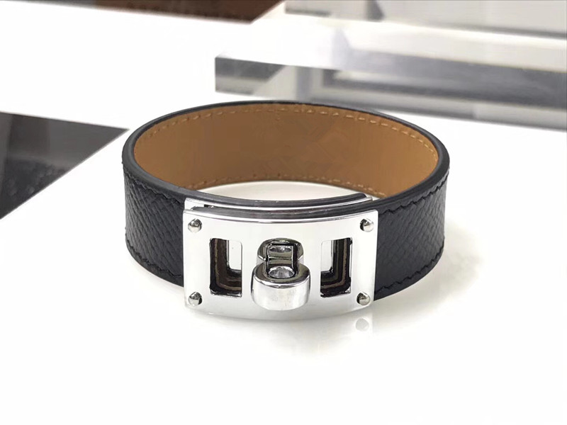 luxury designer jewelry women bracelets single loop adjustable length h bracelet mens bracelets leather bangles
luxury designer jewelry women bracelets single loop adjustable length h bracelet mens bracelets leather bangles
