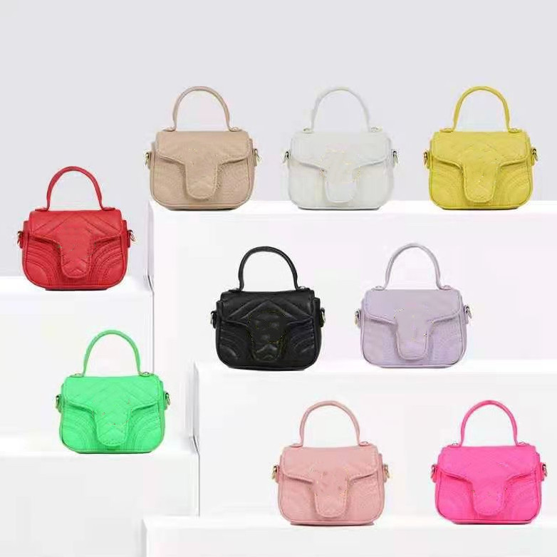 Designer Girls Metal Letter HandBags Kids quilted chain princess bags Lady style Kids PU Leather Single-shoulder Bag A5766, Mix colors
Designer Girls Metal Letter HandBags Kids quilted chain princess bags Lady style Kids PU Leather Single-shoulder Bag A5766, Mix colors