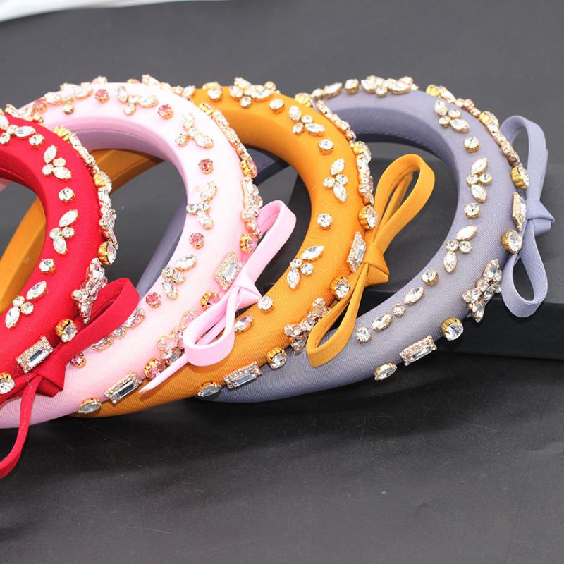 Hair Clips & Barrettes Baroque Geometric Rhinestone Bow Headband Fashion Personality Girl 717, Golden;silver
Hair Clips & Barrettes Baroque Geometric Rhinestone Bow Headband Fashion Personality Girl 717, Golden;silver
