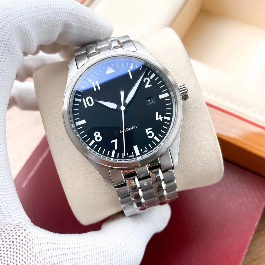Classic pilot wristwatches automatic mechanical men table stainless steel case and leather belt digital display calendar automatically luxur, Slivery;brown
Classic pilot wristwatches automatic mechanical men table stainless steel case and leather belt digital display calendar automatically luxur, Slivery;brown