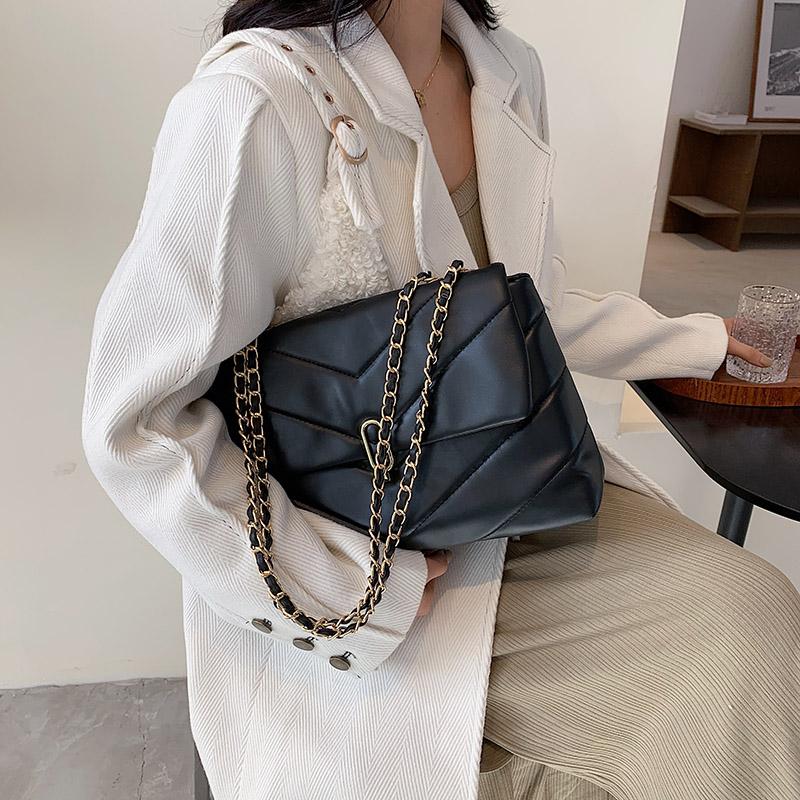 Fashion Thread Chain Crossbody Bags for Women 2021 Quality Pu Leather Small Handbags Women's Shoulder Bag Brands Messenger Bag, Black
Fashion Thread Chain Crossbody Bags for Women 2021 Quality Pu Leather Small Handbags Women's Shoulder Bag Brands Messenger Bag, Black