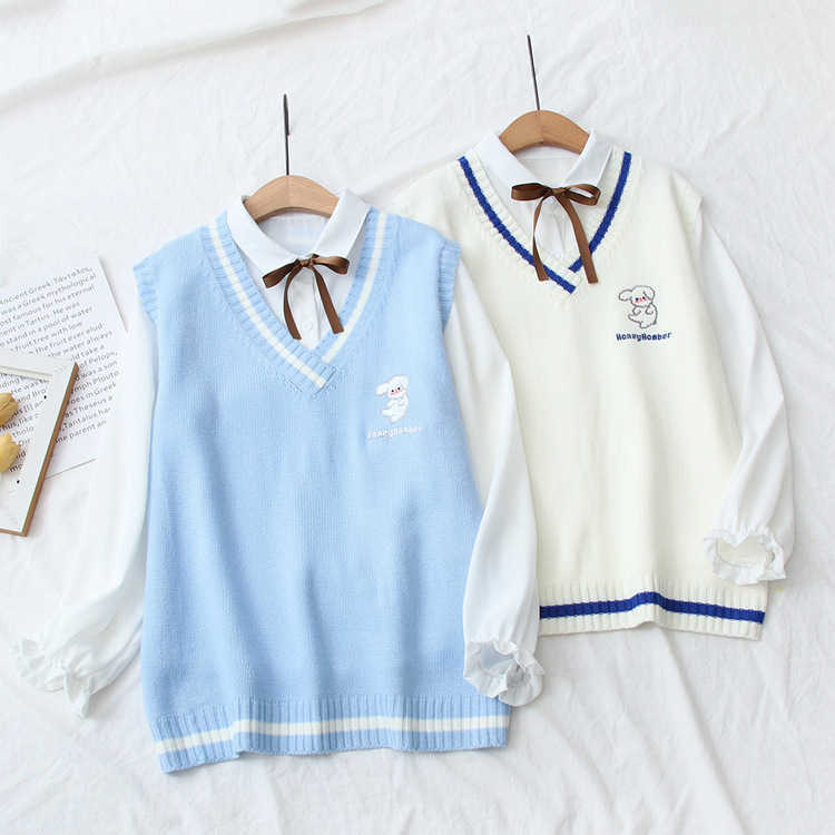 Women Sets Cartoon Embroidery Sleeveless V-neck Knitted Vest And Solid Lace Up Blouse Shirts Winter Preppy 2 Piece Clothes 210526