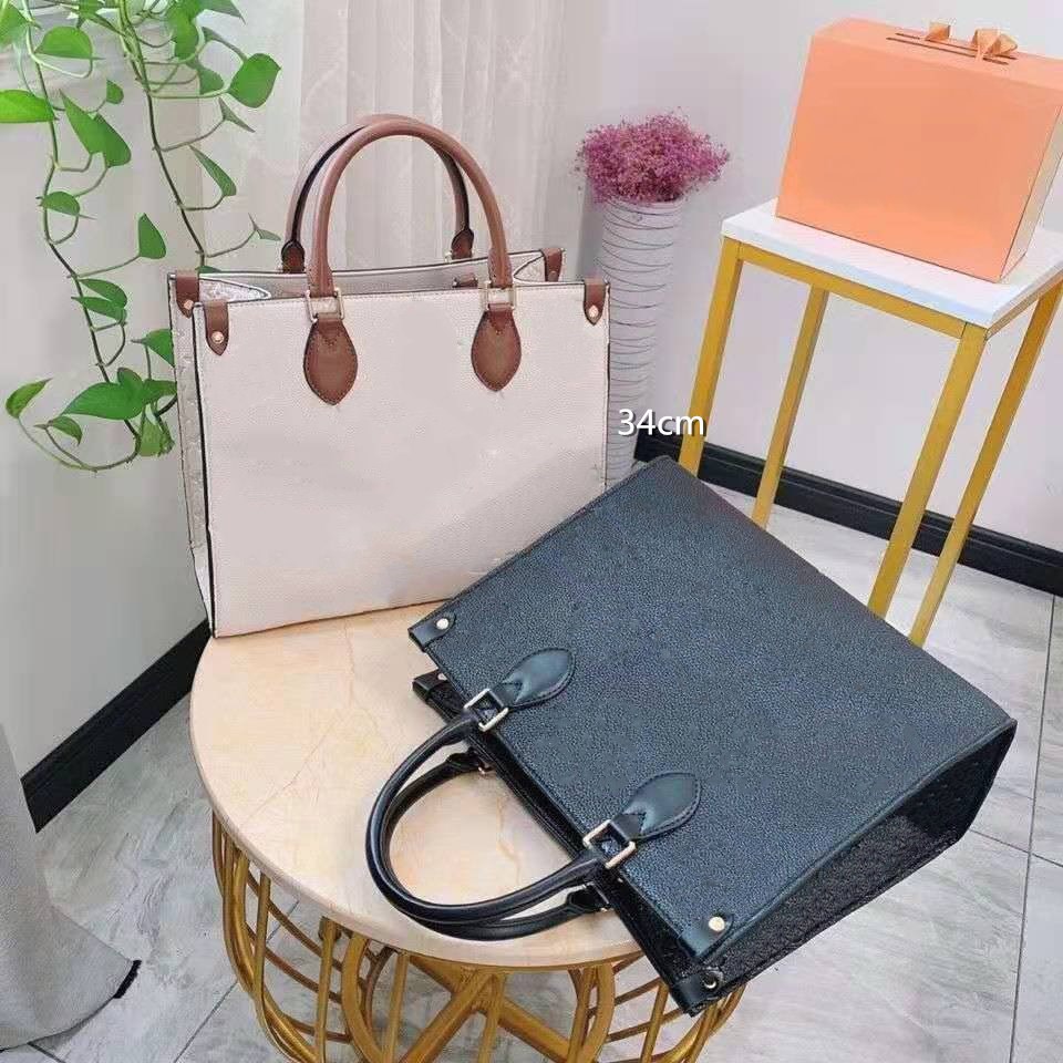 Wholesale fashion and elegant women's single-shoulder messenger bag 2021 retro all-match full leather letter embossed pattern
Wholesale fashion and elegant women's single-shoulder messenger bag 2021 retro all-match full leather letter embossed pattern