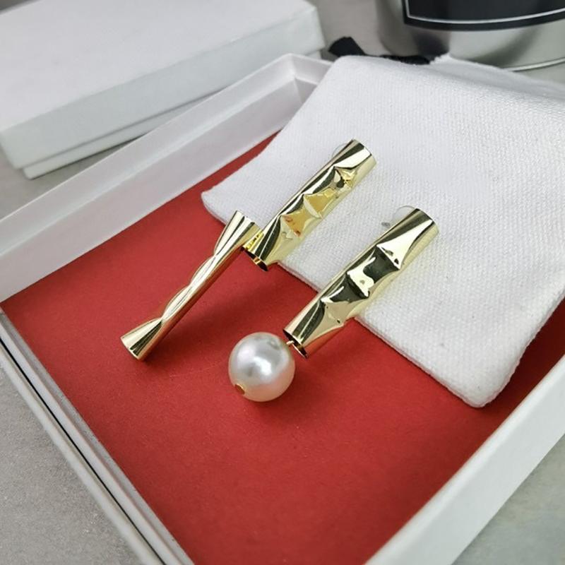 Stud 2021Brands Yellow Gold Color Fashion Jewelery Woman Big Circle Earrings Geisha Dream Party High Quality Drop Jewelry
Stud 2021Brands Yellow Gold Color Fashion Jewelery Woman Big Circle Earrings Geisha Dream Party High Quality Drop Jewelry