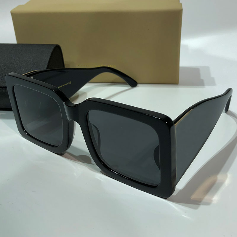 Mens black sunglasses wild square frame mirror legs big letters fashion simple womens eyeglasses B4312 classic top quality UV protection belt box
Mens black sunglasses wild square frame mirror legs big letters fashion simple womens eyeglasses B4312 classic top quality UV protection belt box