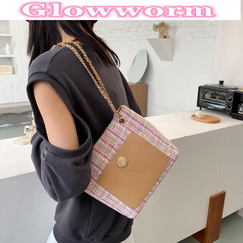 2021 New Fashion PU Leather Women's Designer Woolen Bucket Messenger Bag Casual Shoulder Female Big Capacity Crossbody Bag, Sky blue
2021 New Fashion PU Leather Women's Designer Woolen Bucket Messenger Bag Casual Shoulder Female Big Capacity Crossbody Bag, Sky blue