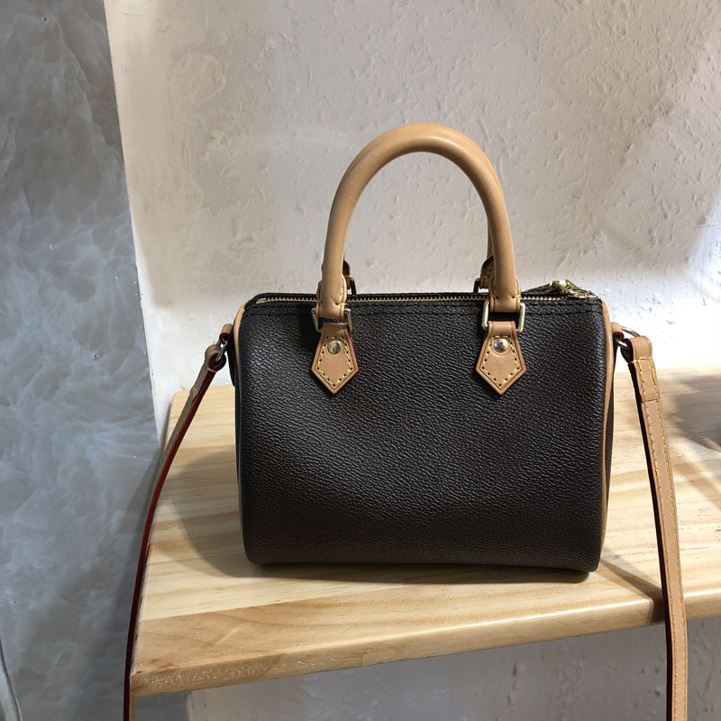 Luxury purse Designer Women handbag purse genuine leather shoulder bags crossbody bag ladies purses 3 pcs
Luxury purse Designer Women handbag purse genuine leather shoulder bags crossbody bag ladies purses 3 pcs