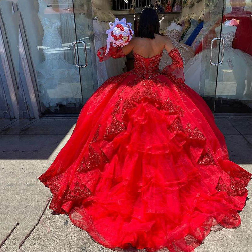 Red Sparkly Quinceanera Dresses 2021 Lace Applique Beaded Sweetheart Lace-up Corset Sweet 15 Gown Princess Prom Graduation Dress