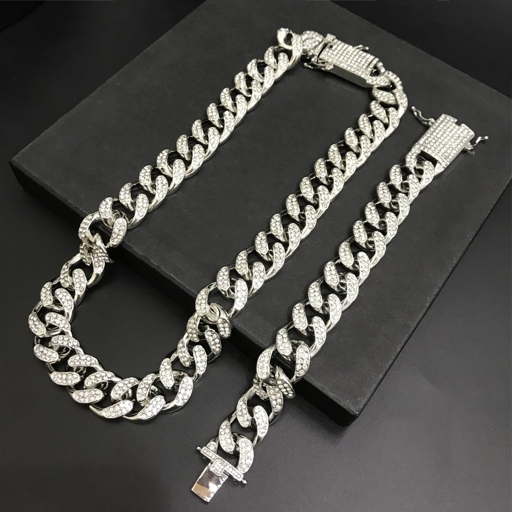 Luxury Gold Silver Color Men Watch & Necklace & Pendant & Bracelet Ring Combo Set Ice Out Cuban Necklace Chain Hip Hop For Mens
Luxury Gold Silver Color Men Watch & Necklace & Pendant & Bracelet Ring Combo Set Ice Out Cuban Necklace Chain Hip Hop For Mens