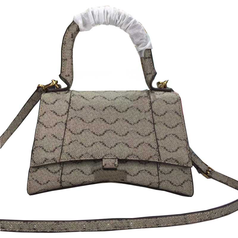Women Crossbody Bag Messenger Purse Handbag Canvas Hardware Accessories High Quality Removable Shoulder Strap Hasp Lady Clutch Bags Internal Zipper, Box
Women Crossbody Bag Messenger Purse Handbag Canvas Hardware Accessories High Quality Removable Shoulder Strap Hasp Lady Clutch Bags Internal Zipper, Box