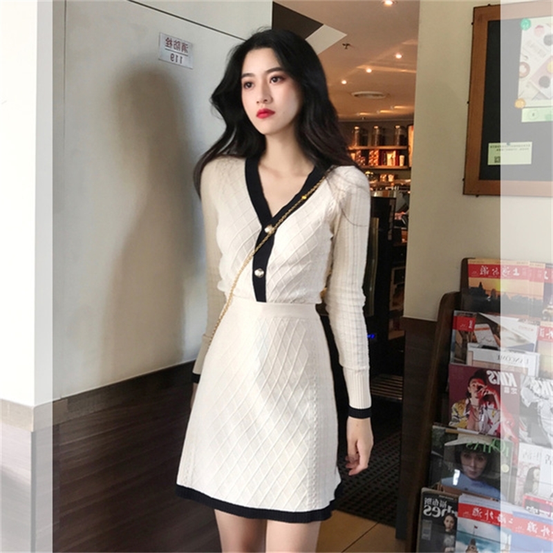 Autumn High quality Women Knit V-neck Long sleeve Cardigan Sweaters+Skirts Sets Solid Plaid Woman Casual OL Skirt Suits T200325