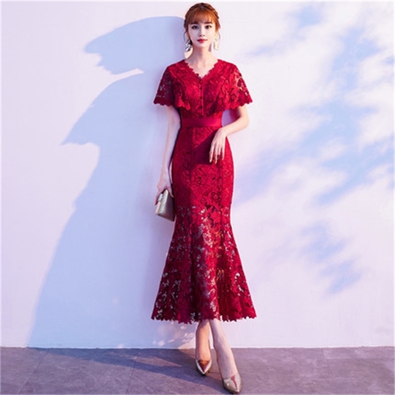 Red Lace Evening Party Dress Woman Summer Slim Short Sleeve Mermaid Mid-calf Elegant Women Midi Dresses V-neck Trumpet 210603
Red Lace Evening Party Dress Woman Summer Slim Short Sleeve Mermaid Mid-calf Elegant Women Midi Dresses V-neck Trumpet 210603