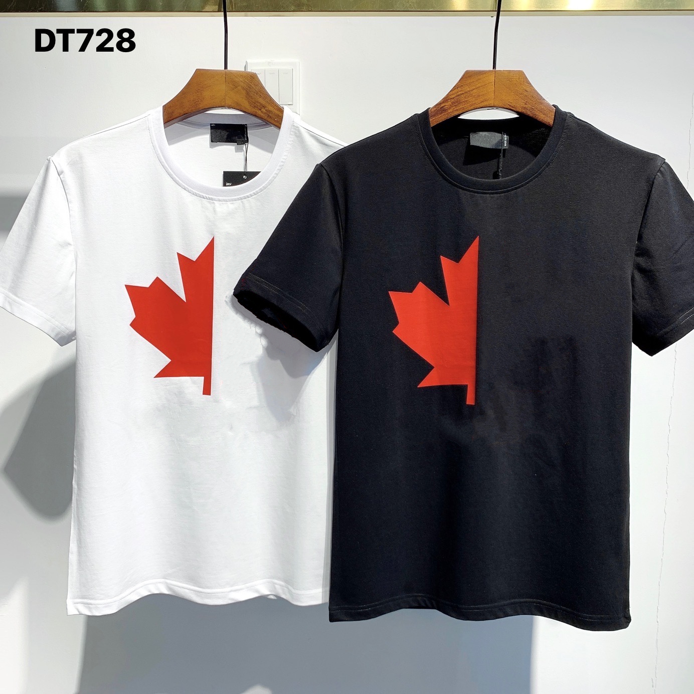 2021 Mens Designer Summer Tops Casual T Shirts for Men Women Short Sleeve Shirt Brand Clothing Letter Pattern Printed Tees Crew Neck Tshirt
2021 Mens Designer Summer Tops Casual T Shirts for Men Women Short Sleeve Shirt Brand Clothing Letter Pattern Printed Tees Crew Neck Tshirt