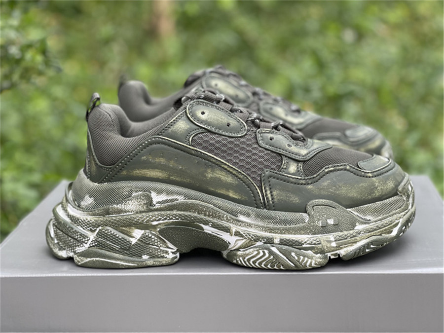 2021 triple s white blue graffiti dark green designer casual shoes men women platform sneakers 17FW paris trainers sports shoe with original box size 35-45
2021 triple s white blue graffiti dark green designer casual shoes men women platform sneakers 17FW paris trainers sports shoe with original box size 35-45