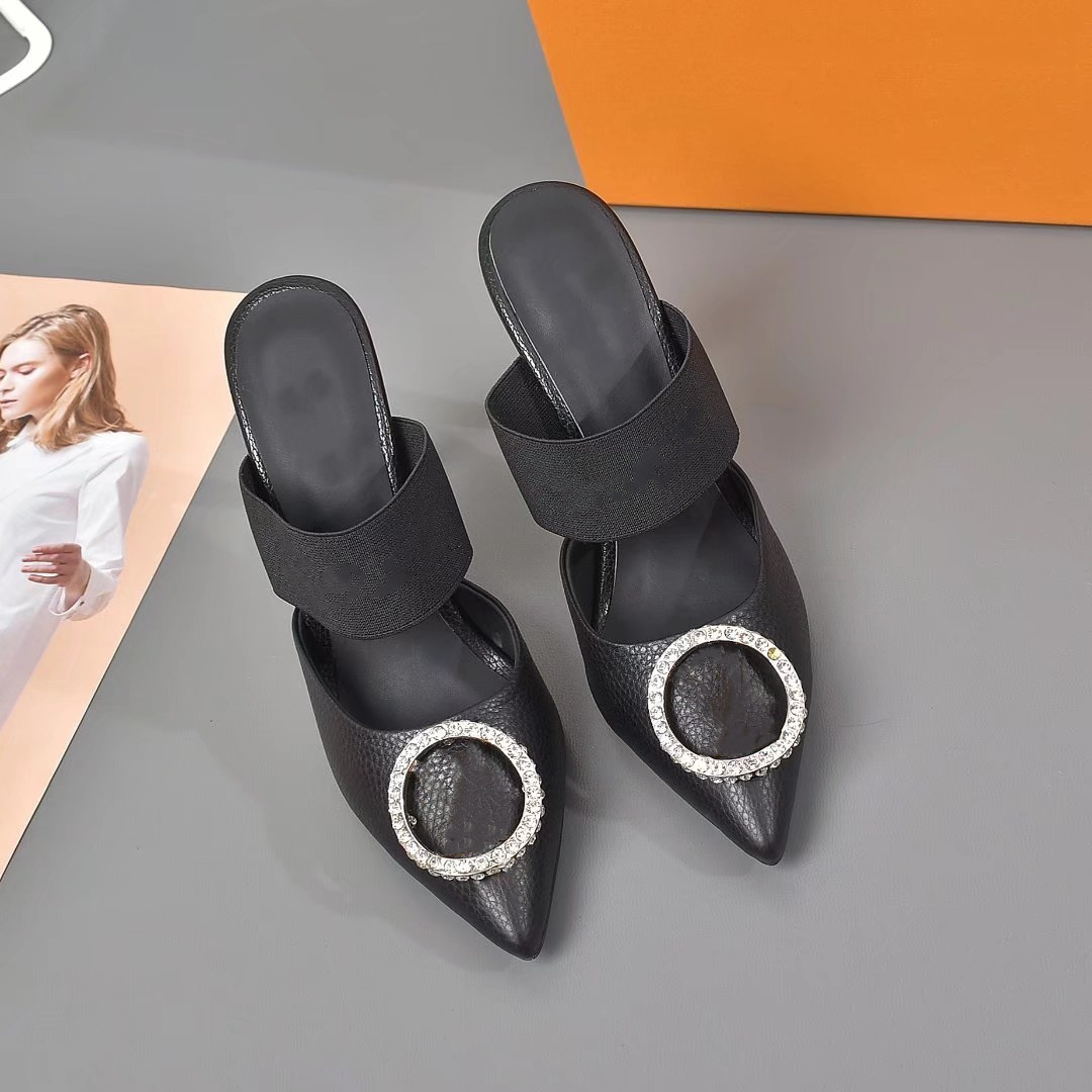 Top quality 2021 luxury designer style patent leather high-heeled shoes women unique letter sandals dress sexy dress shoes erdghrt, Black
Top quality 2021 luxury designer style patent leather high-heeled shoes women unique letter sandals dress sexy dress shoes erdghrt, Black