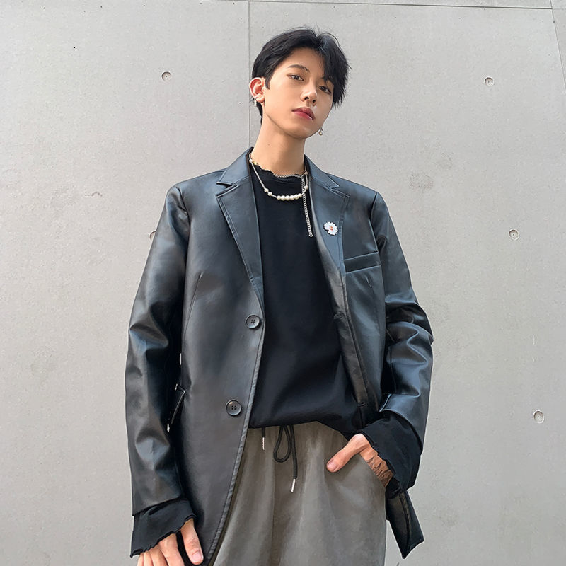 2021 New Male Suit Collar Daisy Brooch Loose Black/red Jackets Outerwear Plutonium Leather Clothes -l-size Ukac
2021 New Male Suit Collar Daisy Brooch Loose Black/red Jackets Outerwear Plutonium Leather Clothes -l-size Ukac