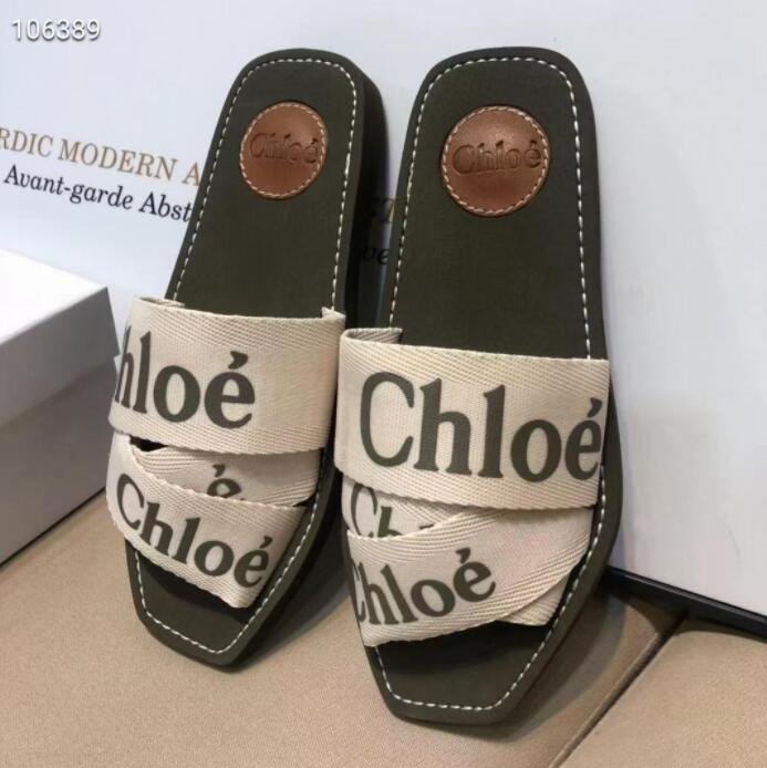 Women Cross Slippers Dupe Woody Retro Letter Sandals Black White Red Loafers Leather Flops Flat Summer Outdoor Beach Slipper With Box
Women Cross Slippers Dupe Woody Retro Letter Sandals Black White Red Loafers Leather Flops Flat Summer Outdoor Beach Slipper With Box