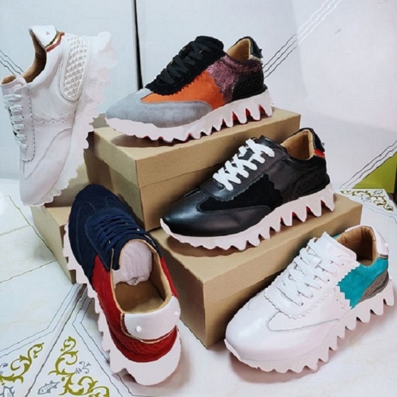 Designer Casual Sneakers Red Bottom Spikes Classic Soft Leather Shoes Shark Patchwork Espadrilles Shoes Flat Chaussures Trainers, Color1
Designer Casual Sneakers Red Bottom Spikes Classic Soft Leather Shoes Shark Patchwork Espadrilles Shoes Flat Chaussures Trainers, Color1