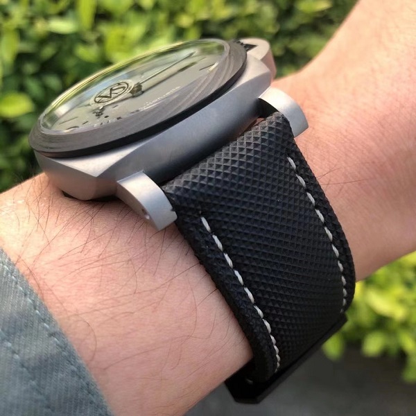 44MM men watch carbon ceramic titanium steel VS VSF top QUALITTY automatic sapphire mens wristwatch 441 438 312 359 531 498 661 1663 1662 1117 1119 1314 1312 088 watches
44MM men watch carbon ceramic titanium steel VS VSF top QUALITTY automatic sapphire mens wristwatch 441 438 312 359 531 498 661 1663 1662 1117 1119 1314 1312 088 watches