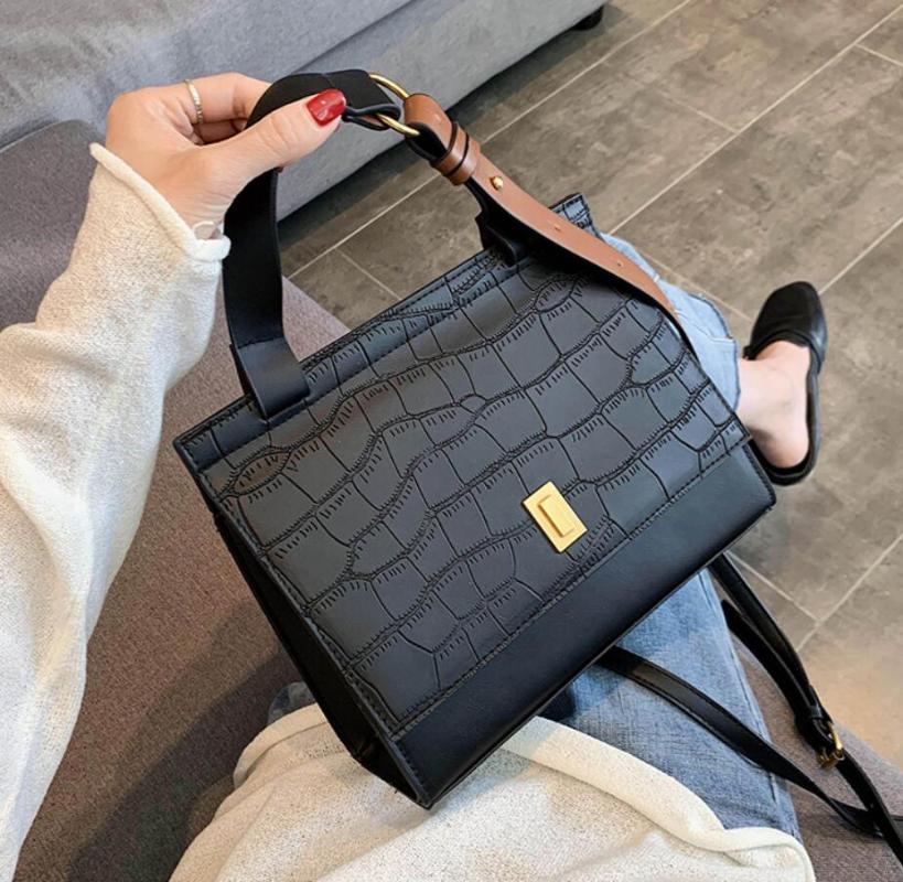 Vintage Stone pattern Large Tote bag 2021 New Quality PU Leather Women's Designer Handbag High capacity Shoulder Messenger Bag, Black
Vintage Stone pattern Large Tote bag 2021 New Quality PU Leather Women's Designer Handbag High capacity Shoulder Messenger Bag, Black
