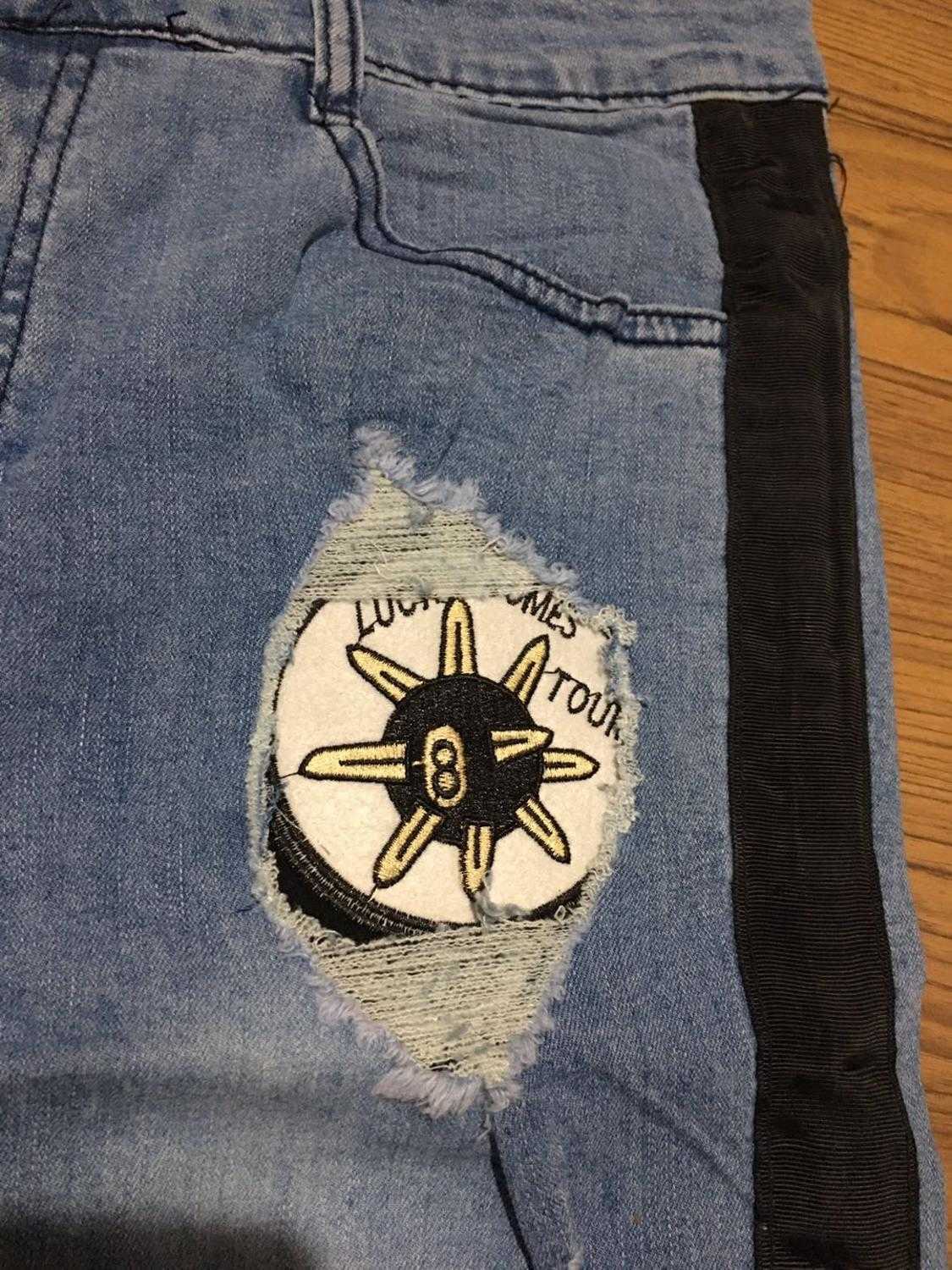 New Men hole embroidered Short jeans Slim knee length male Casual Thin Summer Denim Pants Classic X0621