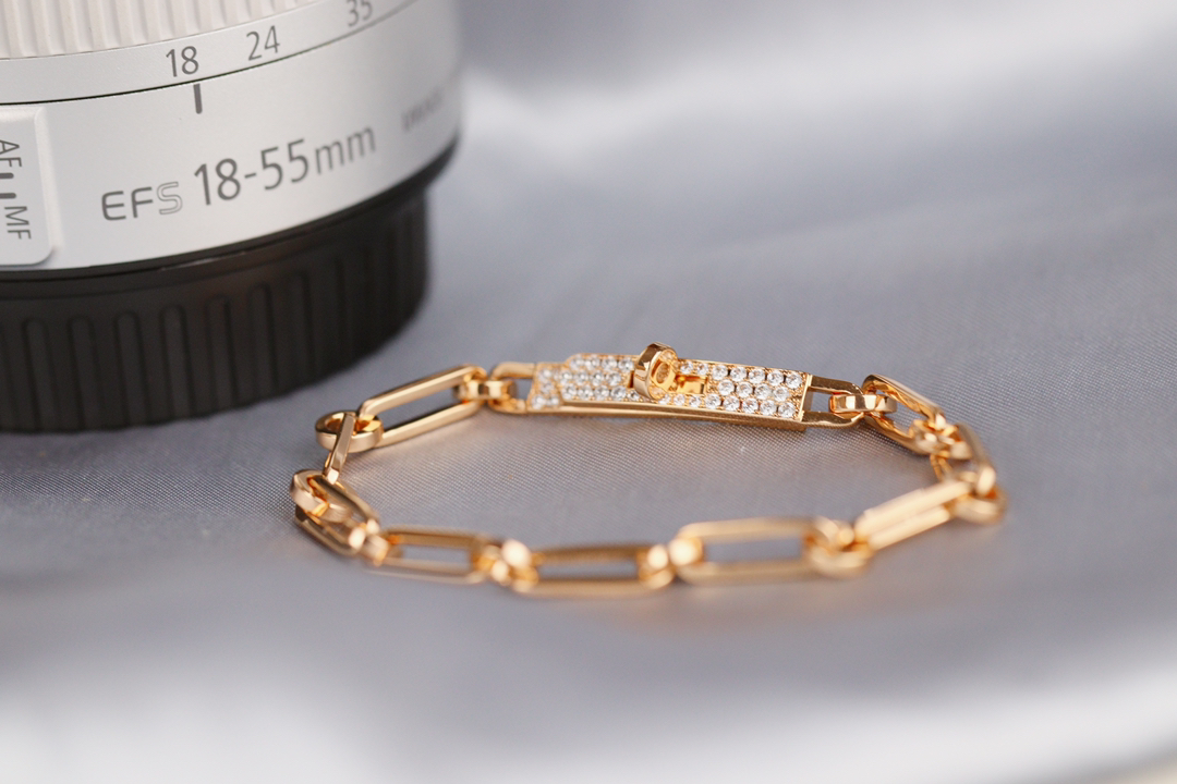 Luxury Link, Chain Seiko version 925 sterling silver rose gold V gold colorfast imported simulation drill chain Kelly bracelet women, Black
Luxury Link, Chain Seiko version 925 sterling silver rose gold V gold colorfast imported simulation drill chain Kelly bracelet women, Black