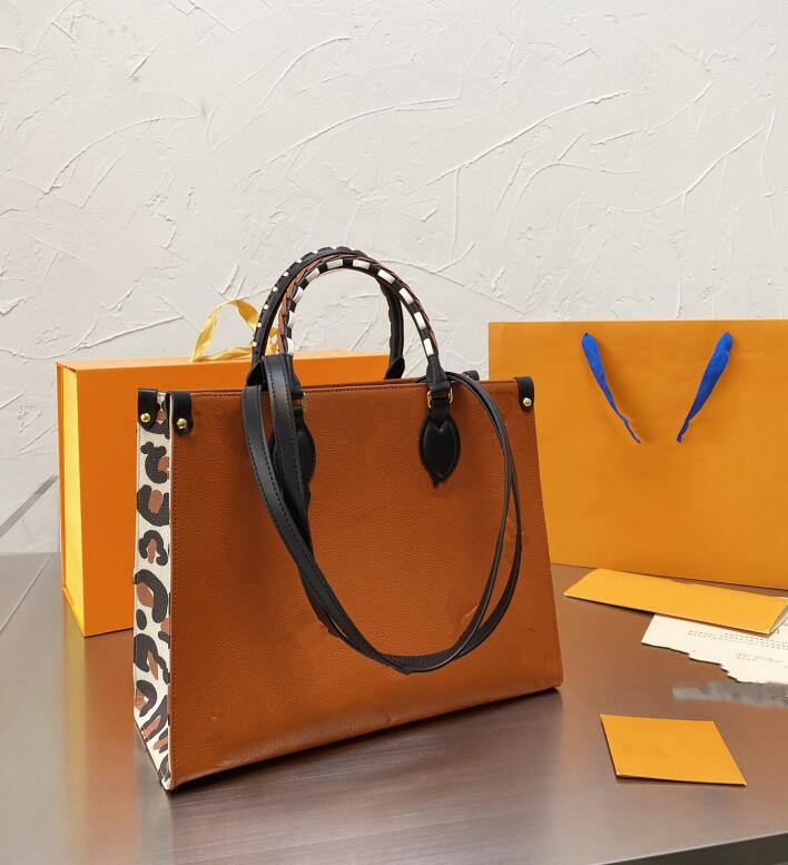 onthego Wild at Heart series tote designers womens Leopard shopping bag Casual speedy Embossing Genuine Leather shoulder tote female, Black
onthego Wild at Heart series tote designers womens Leopard shopping bag Casual speedy Embossing Genuine Leather shoulder tote female, Black