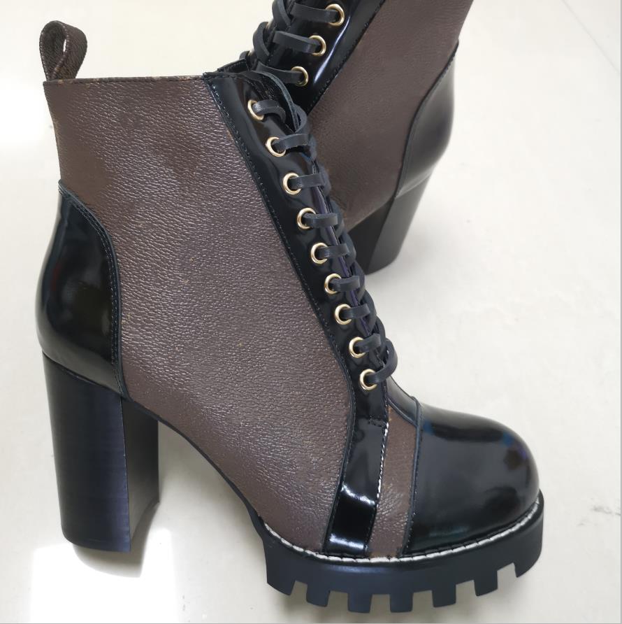 Women Leather Star Trail Boots Side Zipper Letter Flower Printed Designer Lady Lace Chunky Heel Rubber Outsole Ankle Boot, Black
Women Leather Star Trail Boots Side Zipper Letter Flower Printed Designer Lady Lace Chunky Heel Rubber Outsole Ankle Boot, Black