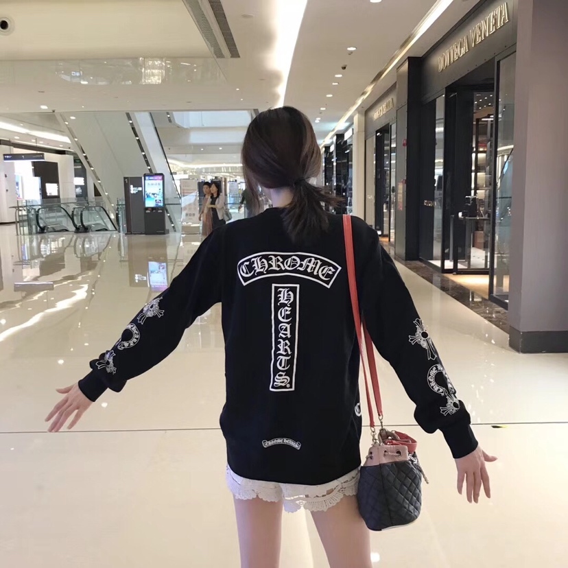 Hearts Chrome 20ss Crowe trend t Sanskrit double sleeve men's and women's ch loose casual round neck sweater hoodie, Black
Hearts Chrome 20ss Crowe trend t Sanskrit double sleeve men's and women's ch loose casual round neck sweater hoodie, Black