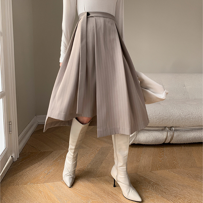 2021 Spring High Waist Women of the Line Fashion Striped Feminine Midi Broken Femme Jupe Skirt C9zh, Khaki.
2021 Spring High Waist Women of the Line Fashion Striped Feminine Midi Broken Femme Jupe Skirt C9zh, Khaki.