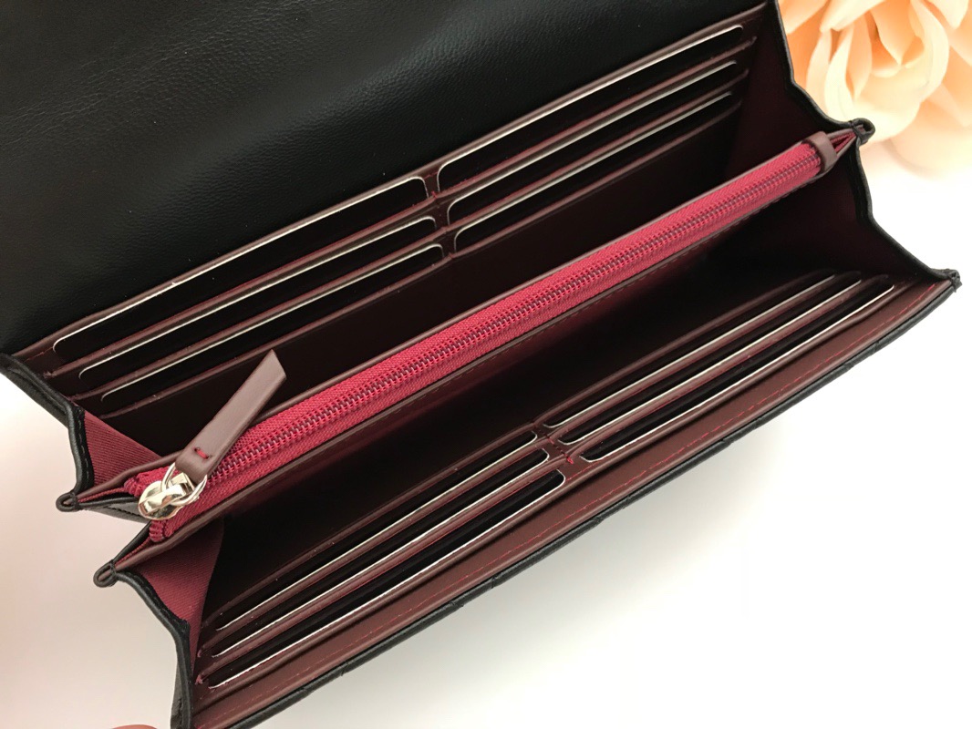 Brand Luxury Designer Fashion High Quality Ladies Shoulder Bag Flip Clutch Caviar Lambskin Wallet 008, Black lambskin gold buckle
Brand Luxury Designer Fashion High Quality Ladies Shoulder Bag Flip Clutch Caviar Lambskin Wallet 008, Black lambskin gold buckle