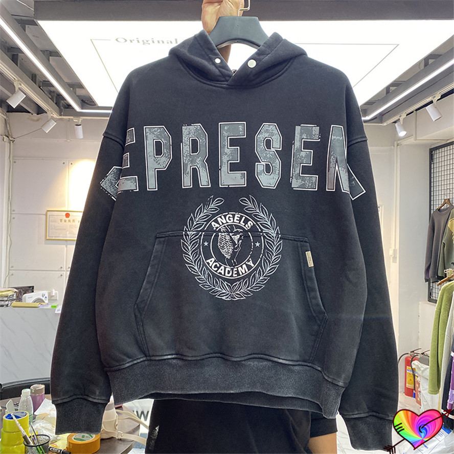 Vintage Black Hoodie Men Women 1 High Quality Graphic Print Oversize Sweatshirts Pullovers
Vintage Black Hoodie Men Women 1 High Quality Graphic Print Oversize Sweatshirts Pullovers