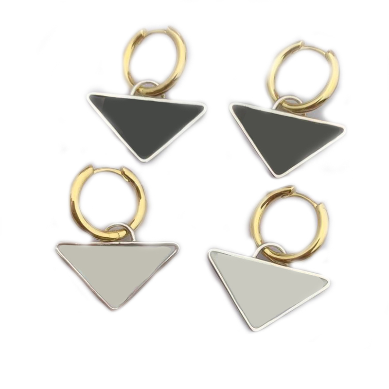 Simple Style Charm Stud Fashion Designers Geometric Earrings Men Women Hip Hop Studs Exquisite Hollow Earring
Simple Style Charm Stud Fashion Designers Geometric Earrings Men Women Hip Hop Studs Exquisite Hollow Earring