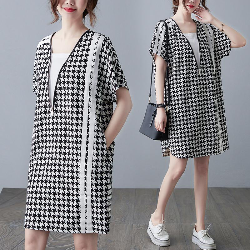 Plus Size Dresses Summer Loose Large Belly Dress Female 2021 Mid-length Houndstooth Stitching Fake Two-piece Casual Straight Skirt Tide, Black
Plus Size Dresses Summer Loose Large Belly Dress Female 2021 Mid-length Houndstooth Stitching Fake Two-piece Casual Straight Skirt Tide, Black