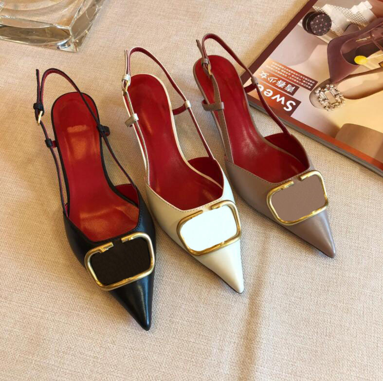 Autumn Winter French V-button Pointed Toe High Heel Shoes 8cm Women Slim Heel Pumps Black V Right Logo High Heel Without Box
Autumn Winter French V-button Pointed Toe High Heel Shoes 8cm Women Slim Heel Pumps Black V Right Logo High Heel Without Box