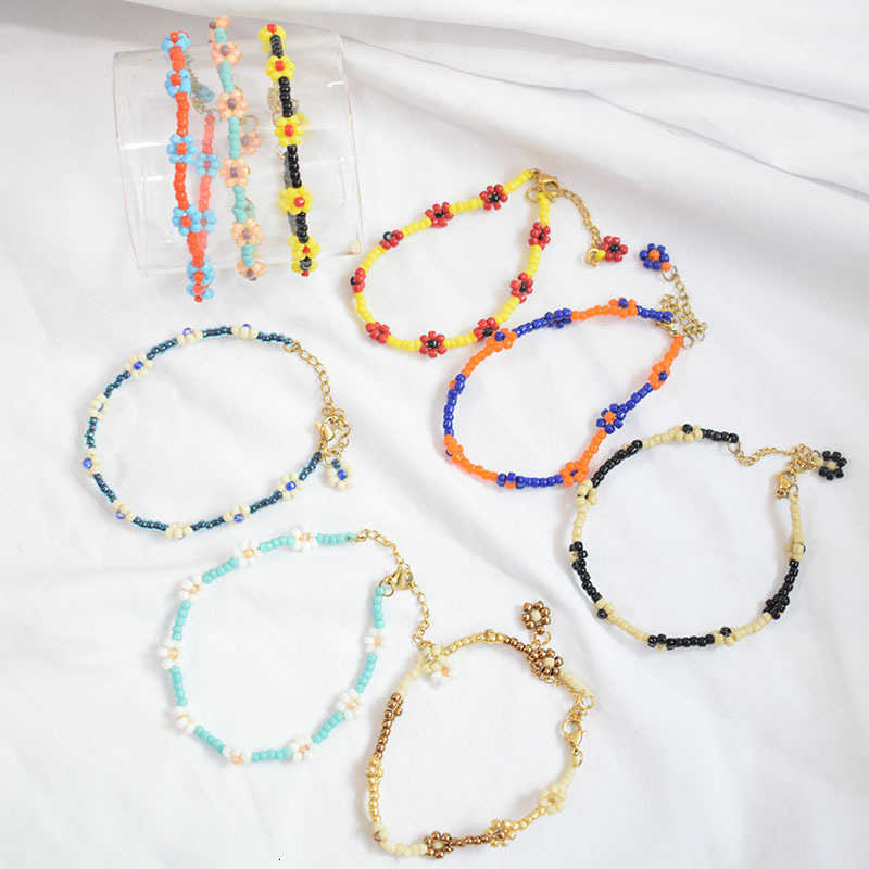 Knitting Korean Elegant Small Red Flower Bracelet with Beads Sweet Color Girl Bracelet, Golden;silver
Knitting Korean Elegant Small Red Flower Bracelet with Beads Sweet Color Girl Bracelet, Golden;silver