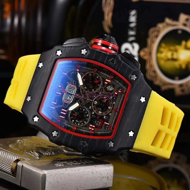 Men's Watches Luxury Chronograph 6-Pin Running Second Unique Creative Calendar Silicone Strap Male Wristwatch16, Box
Men's Watches Luxury Chronograph 6-Pin Running Second Unique Creative Calendar Silicone Strap Male Wristwatch16, Box