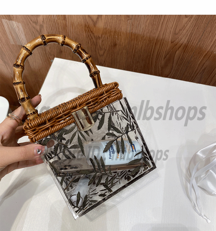 Shoulder bags Luxurys designers High Quality Fashion womens CrossBody Handbags wallets lady Clutch Bamboo transparent square box Bag purse 2021 Totes Cross Body, No bags
Shoulder bags Luxurys designers High Quality Fashion womens CrossBody Handbags wallets lady Clutch Bamboo transparent square box Bag purse 2021 Totes Cross Body, No bags