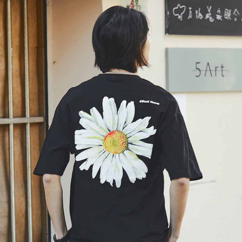 Men Hip Hop T Shirt Streetwear Chrysanthemum Daisy T-Shirt Summer Harajuku Tshirt Cotton Short Sleeve Black Tops Tee Flower 210225
