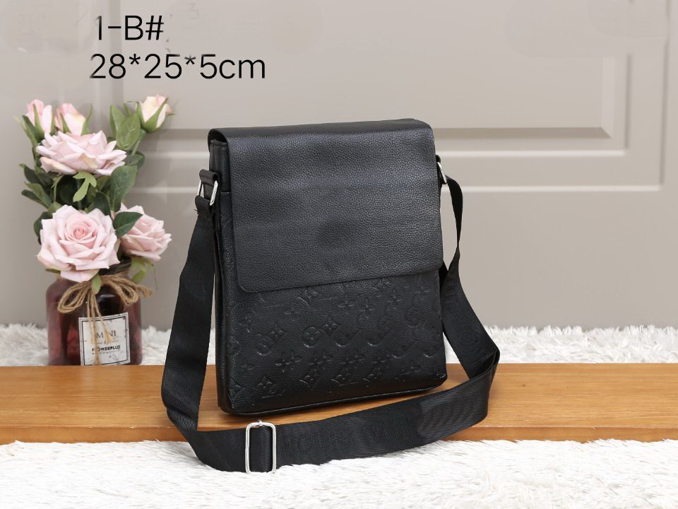 Designer Mens Shoulder Bags Leather Briefcases Handbag Bolsas Messenger Bag Wedding Dress Crossbody wallets Day Packs fo women backpack
Designer Mens Shoulder Bags Leather Briefcases Handbag Bolsas Messenger Bag Wedding Dress Crossbody wallets Day Packs fo women backpack