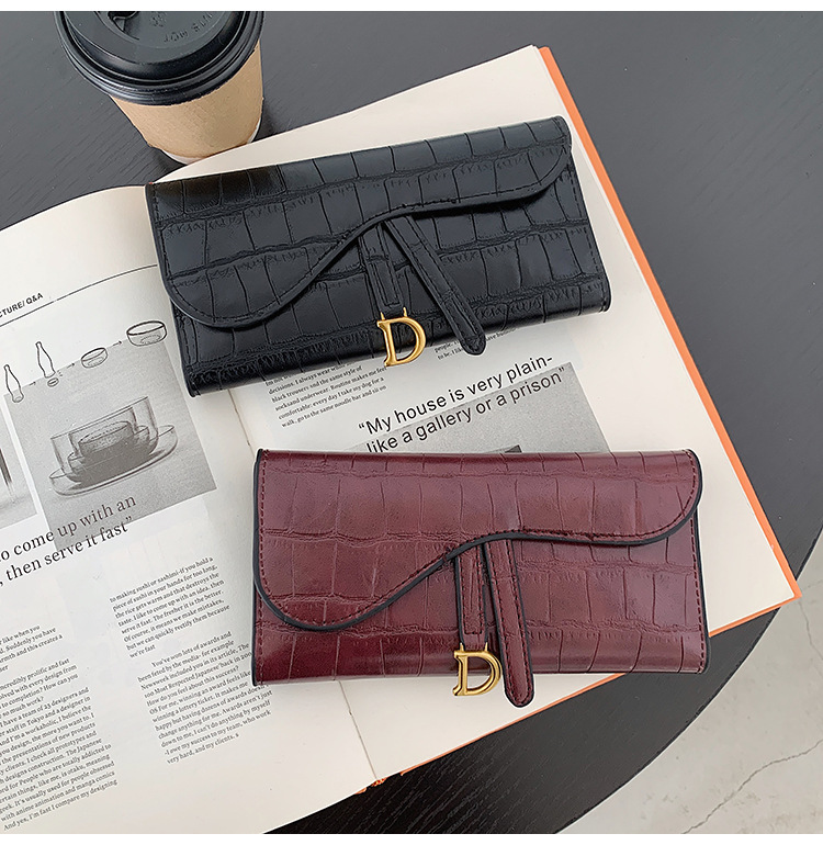Wholesale Buckle wallet designer long lady multicolor coin purse Card holder women classic pocket clutch, Red;black
Wholesale Buckle wallet designer long lady multicolor coin purse Card holder women classic pocket clutch, Red;black