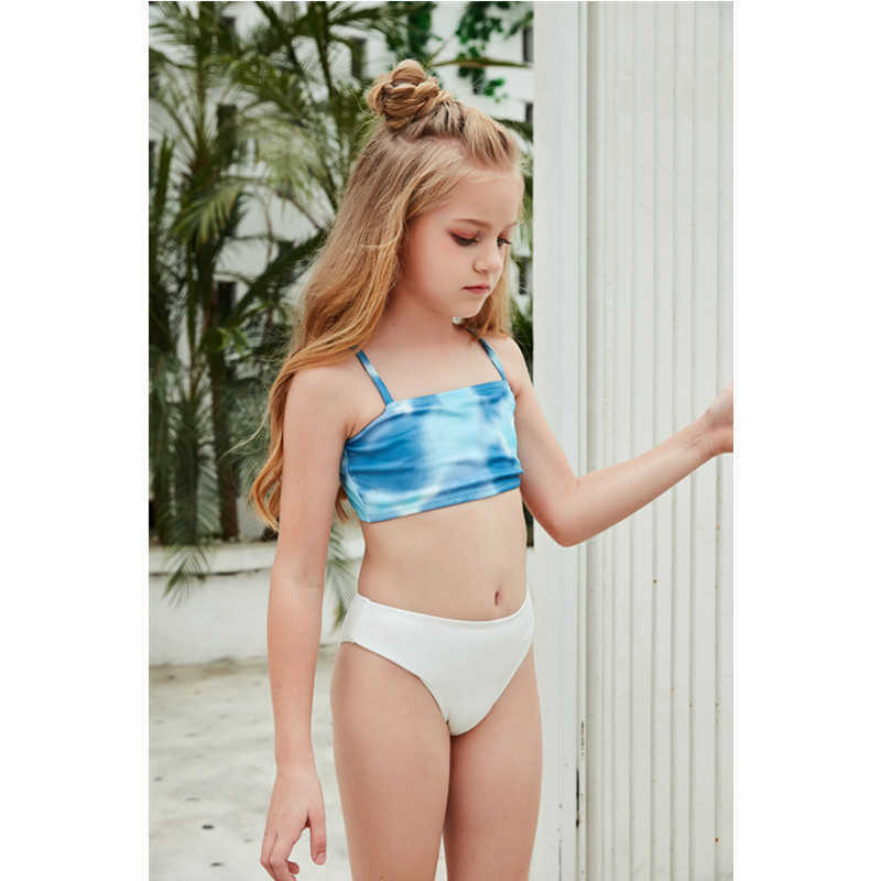 Swimwear girls' tapered split Bikini Swimsuit children's triangle two piece swimsuit, Picture color
Swimwear girls' tapered split Bikini Swimsuit children's triangle two piece swimsuit, Picture color