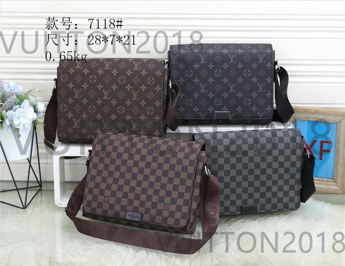LVLOUIS
VITTONYSL
VUTTON L-45 women designer handbag women men's shoulder bag luxury briefcase crossbody messenger bag satchel bags
LVLOUIS
VITTONYSL
VUTTON L-45 women designer handbag women men's shoulder bag luxury briefcase crossbody messenger bag satchel bags
